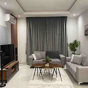 Luxury Of 3 Bedrooms With Living الرياض